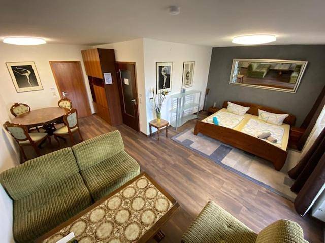 Ferienwohnung für 4 Personen, mit Garten und Terrasse sowie Ausblick, mit Haustier in Marktheidenfeld