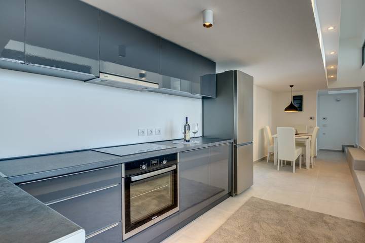 Ferienwohnung für 4 Personen, mit Balkon in Montenegro - 3