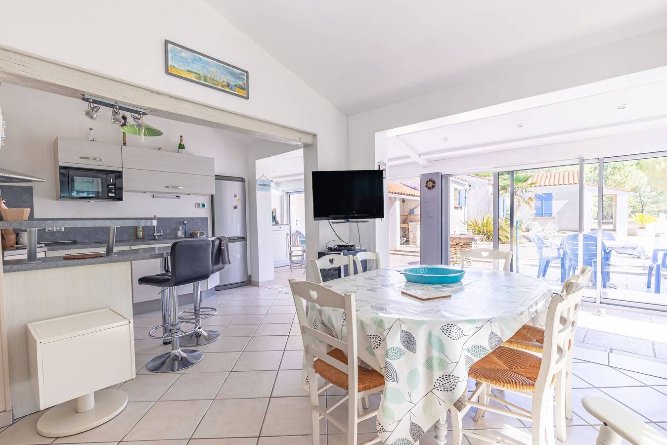 Villa « Charmante Maison Piscine y Naturaleza » con piscina, terrazas y jardín privados in Le Château-d'Oléron, Côte de Beauté