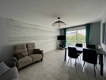 Gîte pour 4 personnes, avec balcon dans Port Olona