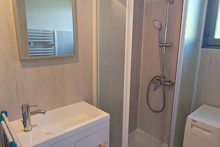 Location de vacances pour 4 personnes, avec jardin ainsi que terrasse et jacuzzi, animaux acceptés à Proissans - 4