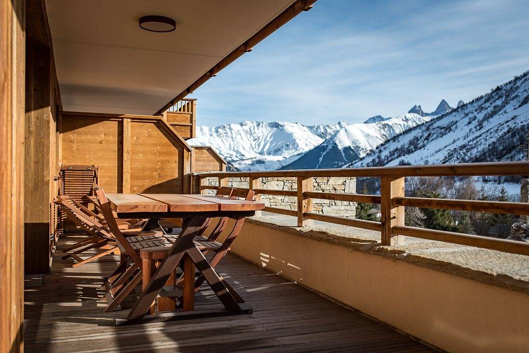 Appartement de vacances entier, Bel appartement Haut de Gamme 6 personnes avec deux terrasses ensoleillées au coeur du village in Saint-Sorlin-d'Arves, Région de Saint-Jean-de-Maurienne