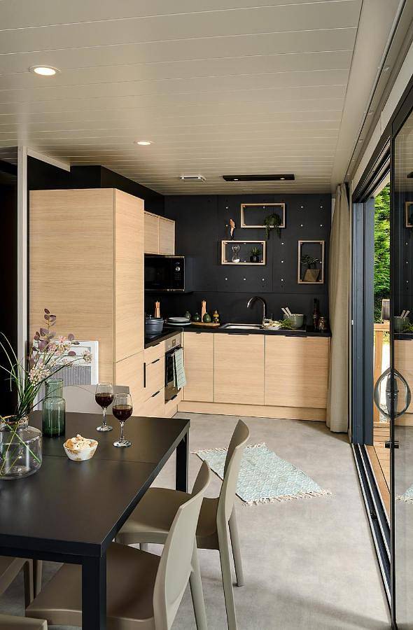 Hôtel pour 2 personnes, avec jardin ainsi que terrasse et piscine, animaux acceptés à Lascelle - 2