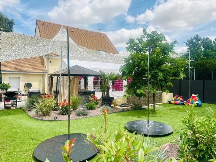 Location de vacances pour 14 personnes, avec terrasse à Boissets - 3