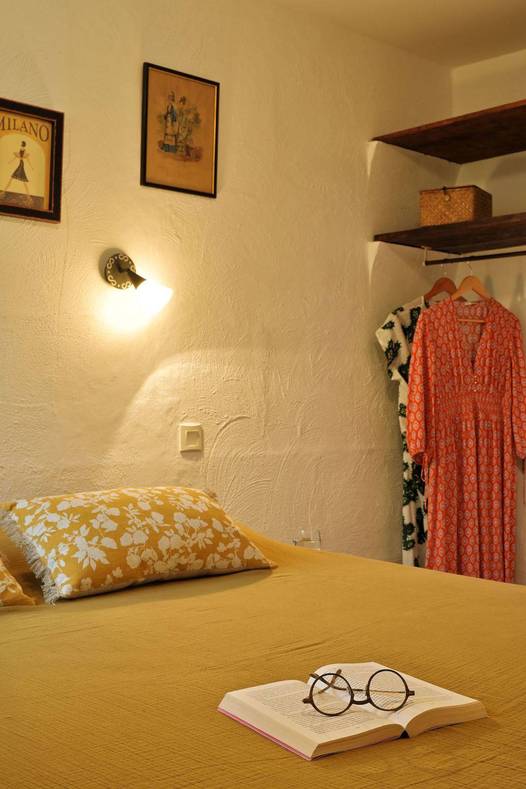 Weingut Punta della guardia zwischen Meer und Gebirge in Cervione, Región de Corte