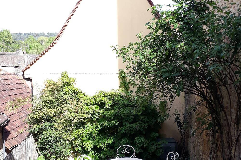 Maison avec terrasse ombragée au coeur du centre ville in Sarlat-la-Canéda, Périgord Noir