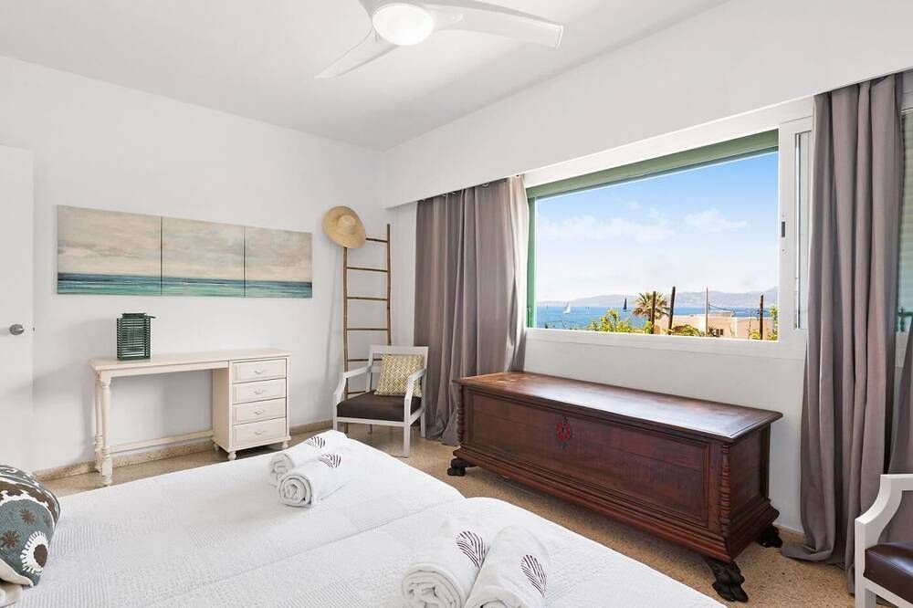 Villa Can Contesti in Cala Blava, Lluchmayor