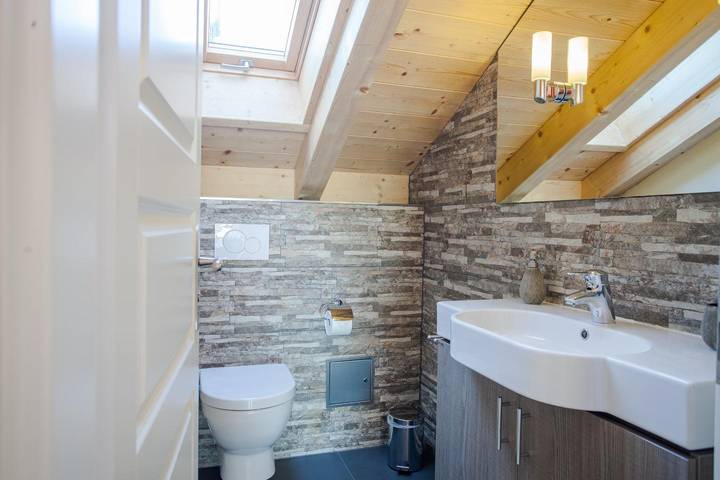 Ferienwohnung für 6 Personen, mit Balkon in den Ammergauer Alpen - 4