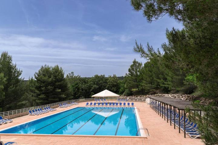 Hotel für 2 Personen, mit Terrasse und Pool in Montagnac-Montpezat - 2