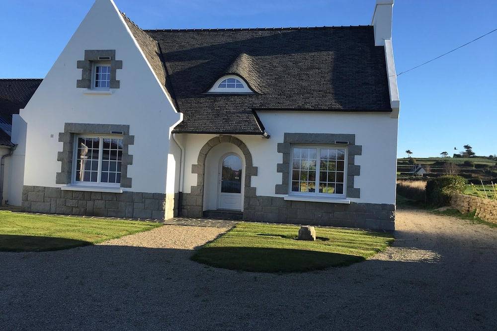 Maison De Vacances pour 9 Personnes dans Roscoff, Région de Morlaix