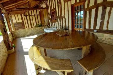 Cottage pour 8 personnes, avec jardin ainsi que piscine et terrasse, animaux acceptés à Tombebœuf