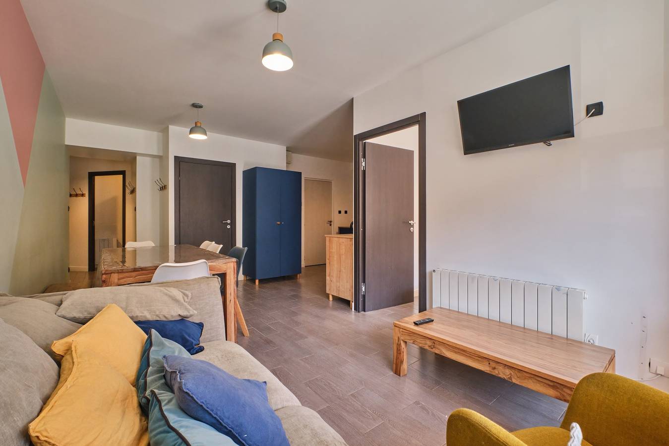 Ganze Wohnung, Appartement 'Marmotte 101' mit Bergblick, privater Terrasse und Balkon in Mont-de-Lans, Les Deux Alpes