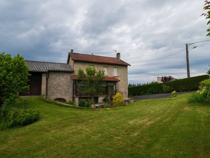 Location de vacances pour 7 personnes, avec Terrasse et Jardin dans Lamativie