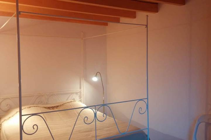 Gîte pour 6 personnes, avec jardin et terrasse à Marcillac-Saint-Quentin - 4