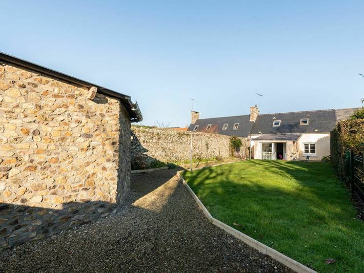 Location de vacances pour 5 personnes, avec jardin à Gouville-sur-Mer - 3