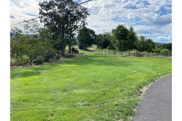 Ferienhaus für 12 Personen, mit Balkon und Garten sowie Whirlpool - 1