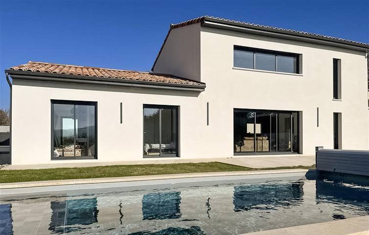 Maison de vacances pour 8 personnes, avec terrasse ainsi que piscine et jardin - 1