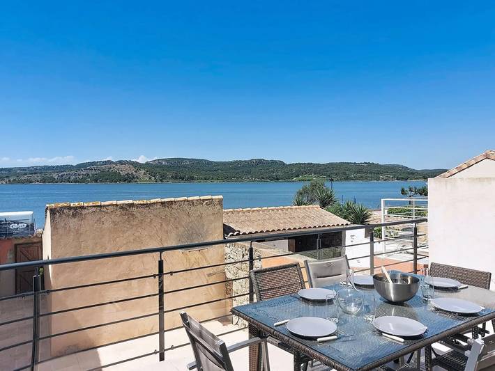 Location de vacances pour 8 personnes, avec Terrasse et Jardin dans Tour Barberousse Chateau De Gruissan