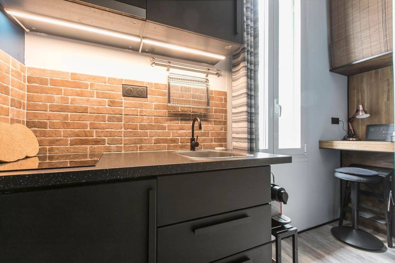 Appartement entier, Studio Apartment in Roquebrune-Cap-Martin, Côte méditerranéenne (France)