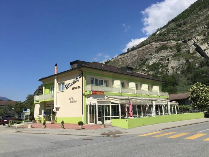 Location de vacances pour 2 personnes, avec Terrasse ainsi que Jardin et Vue dans Brigue