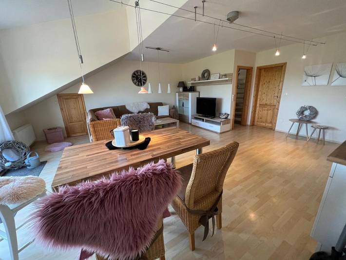 Ferienwohnung für 4 Personen, mit Balkon und Terrasse sowie Garten und Ausblick in Ostermarsch - 3