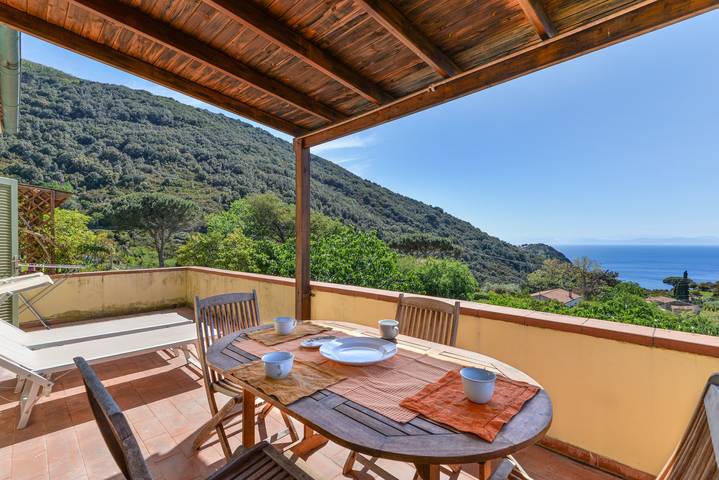 Location de vacances pour 4 personnes, avec Jardin à Marciana