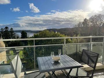 Gîte pour 2 personnes, avec vue et terrasse à Carantec
