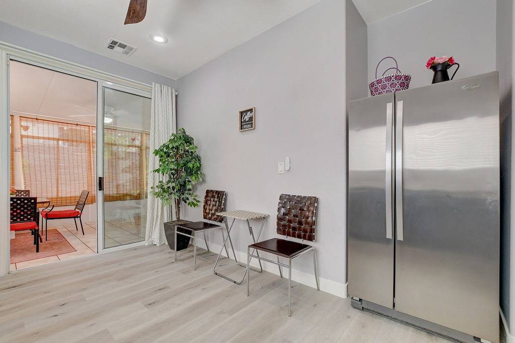 Schickes einstöckiges 3-Zimmer-Haus in der Nähe von Strip und Flughafen in Paradise, Nevada