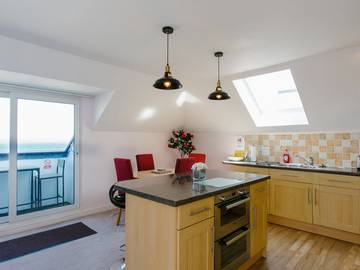 Apartment for 6 People in Newquay, Cornwall, Photo 3