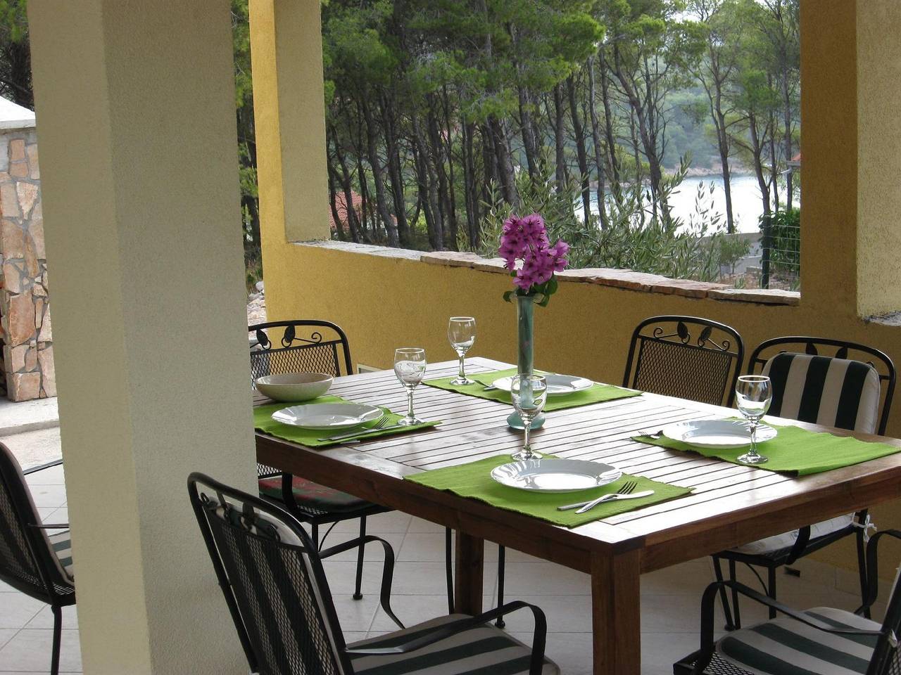 Ganze Ferienwohnung, Ferienwohnung für 4 Personen ca. 60 m² in Milna auf Brac, Adriaküste Kroatien (Kroatische Inseln) in Milna, Brac