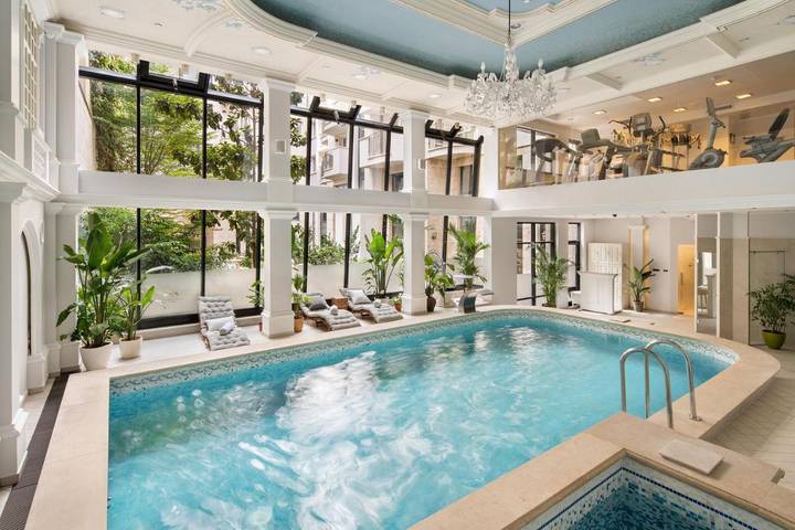 Hotel for 6 personer, med Balkon og Jacuzzi såvel som Terrasse og Have i Budapest