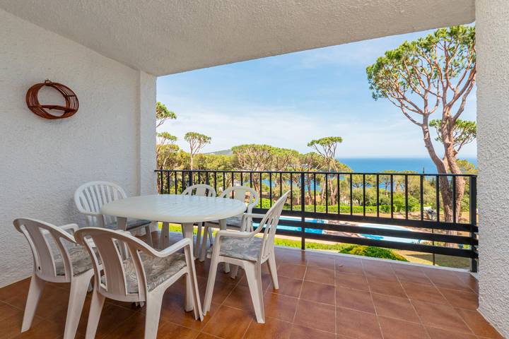 Gîte pour 8 personnes, avec piscine ainsi que terrasse et vue sur l’océan dans Calella de Palafrugell - 2