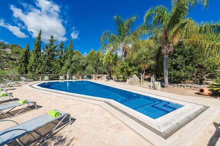 Chalet para 12 personas, con piscina además de terraza y jardín en Mallorca - 4