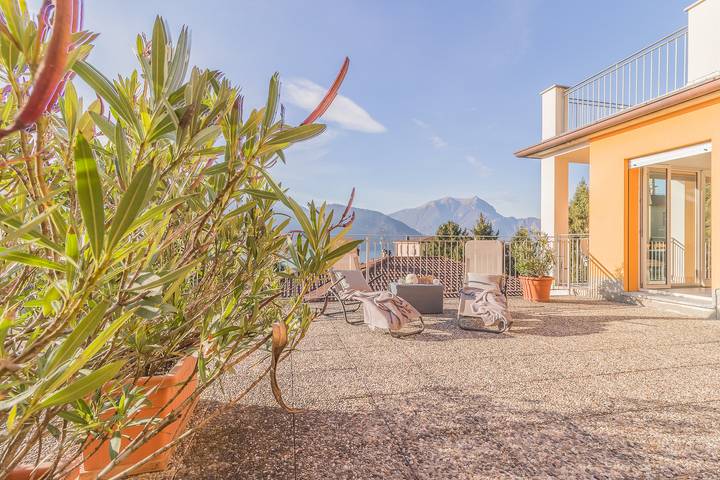 Gîte pour 5 personnes, avec terrasse et vue sur le lac à Lierna - 4