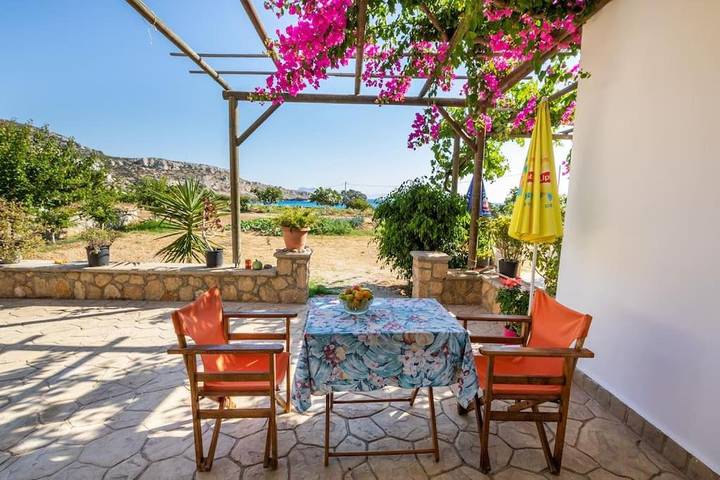Gîte pour 5 personnes, avec jardin et vue dans Karpathos - 3