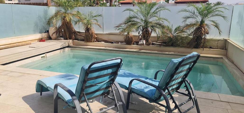 Ferienwohnung für 6 Personen, mit Pool und Terrasse - 1
