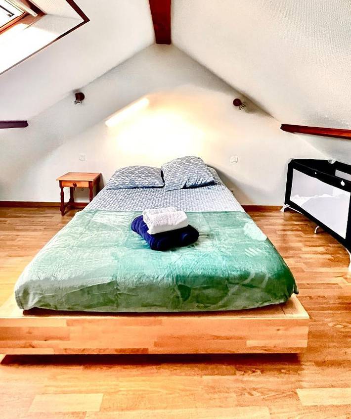 Location de vacances pour 4 personnes, avec jardin ainsi que vue et terrasse à Annoville - 3