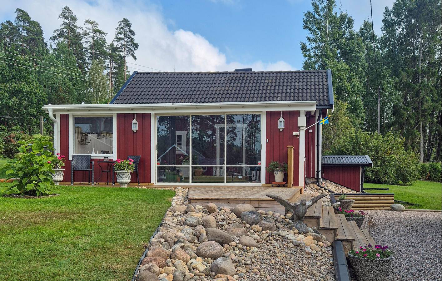Ferienhaus für 4 Personen mit Garten in Flen