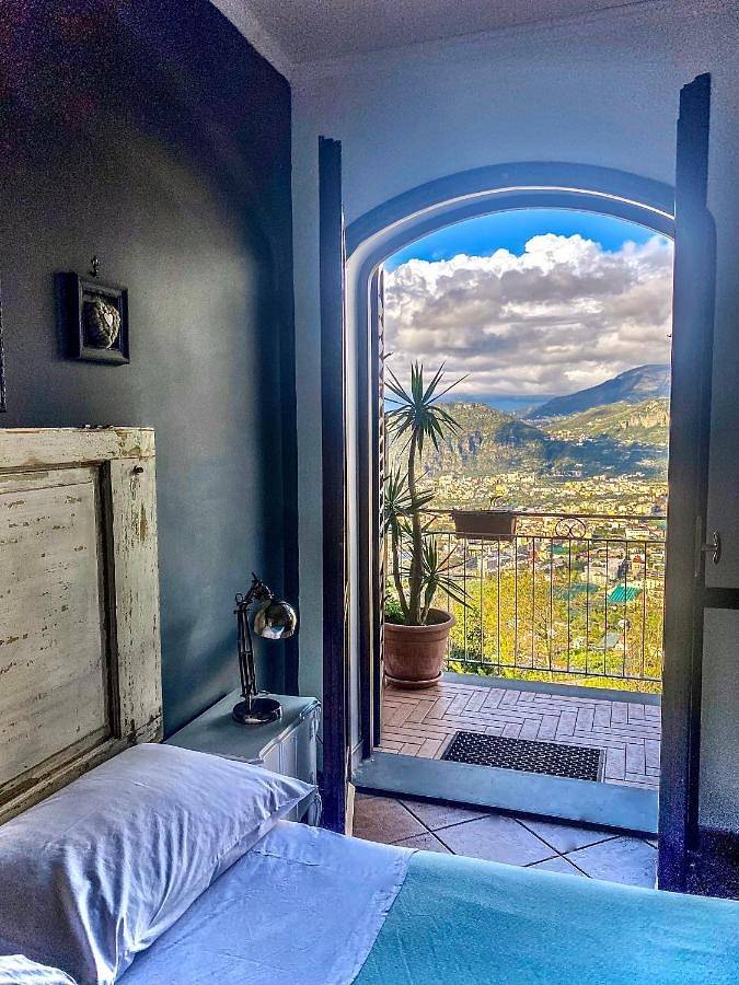 B&b voor 2 personen, met uitzicht en tuin in Sorrento