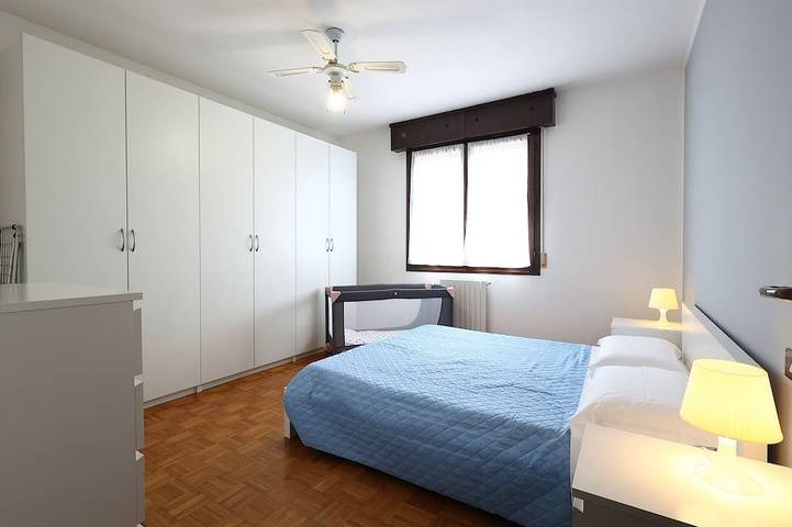 Entire apartment, Alby's apartment, in the Motor Valley with private parking in Formigine, Modena Province