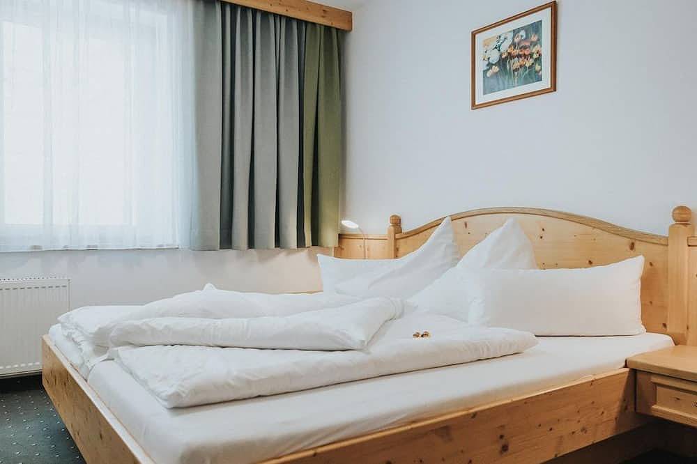 Ganze Wohnung, Waldblick-Doppelzimmer, Dusche oder Bad, Wc - Silberfux, Hotel in Pichl (Sankt Veit im Pongau), Sankt Veit im Pongau