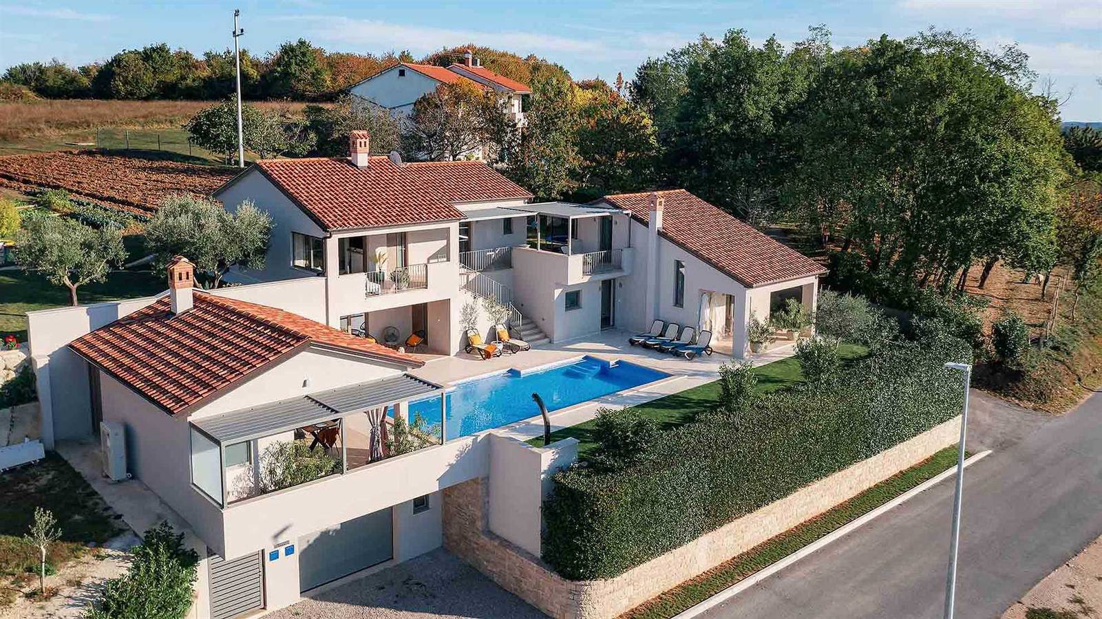 A stunning villa with a swimming pool in Lindar near Pazin in Pazin, Central Istria