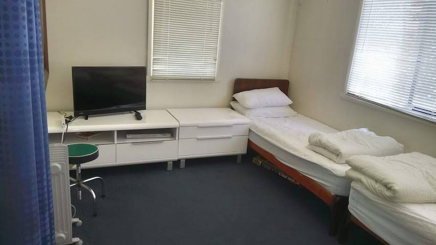 Holiday rental for 6 people, with garden and terrace, with pets in Australia