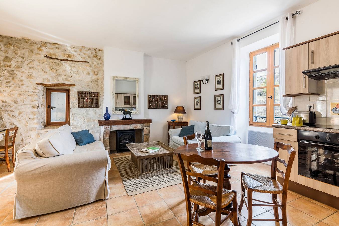 Cottage « Luxury Lodge pour 2 personnes » avec piscine partagée, Wi-Fi et climatisation in Lussan, Région de Nîmes