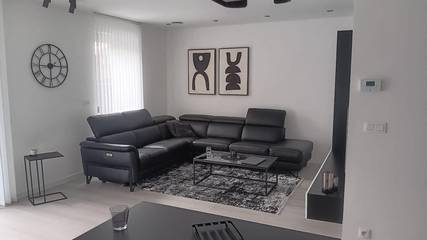 Location de vacances pour 5 personnes, avec jardin à Boom