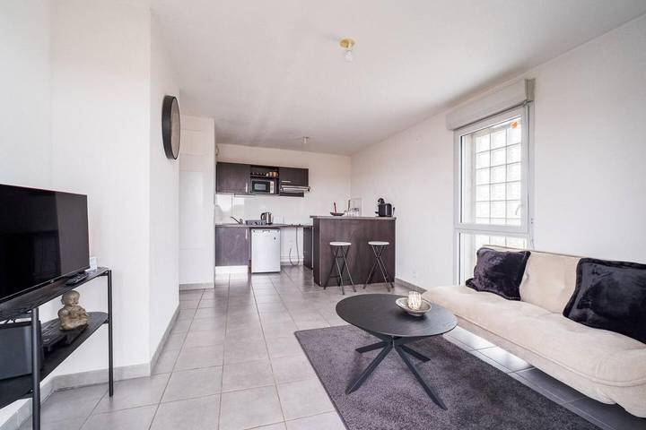 Gîte pour 3 personnes, avec terrasse à Launaguet