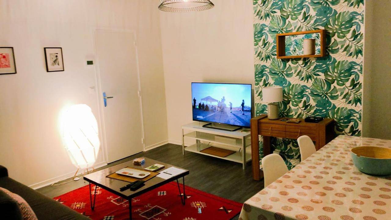 Appartement entier, Two-Bedroom Apartment in Roubaix, Région de Lille