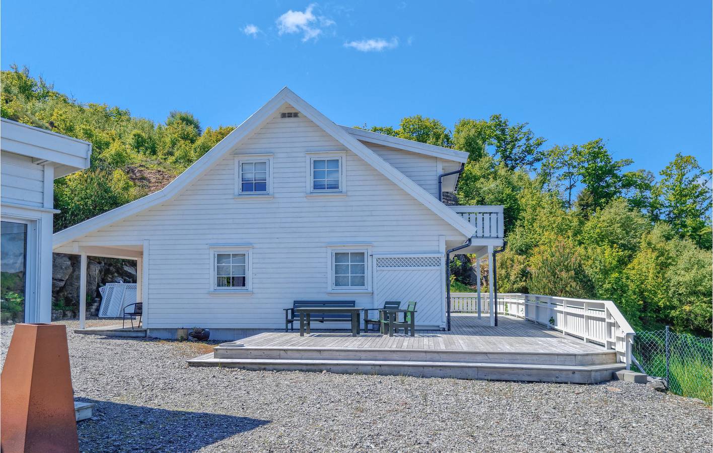 Ferienhaus für 8 Personen mit Garten in Lindesnes