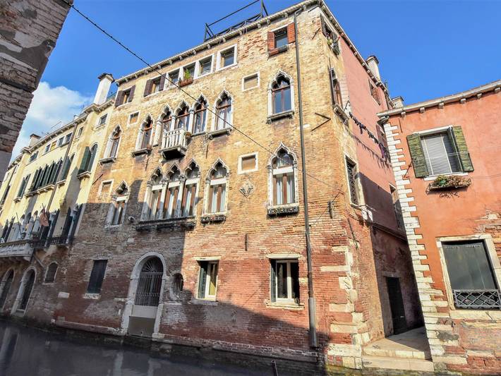 Vacation rental for 4 people, with Balcony in Venice