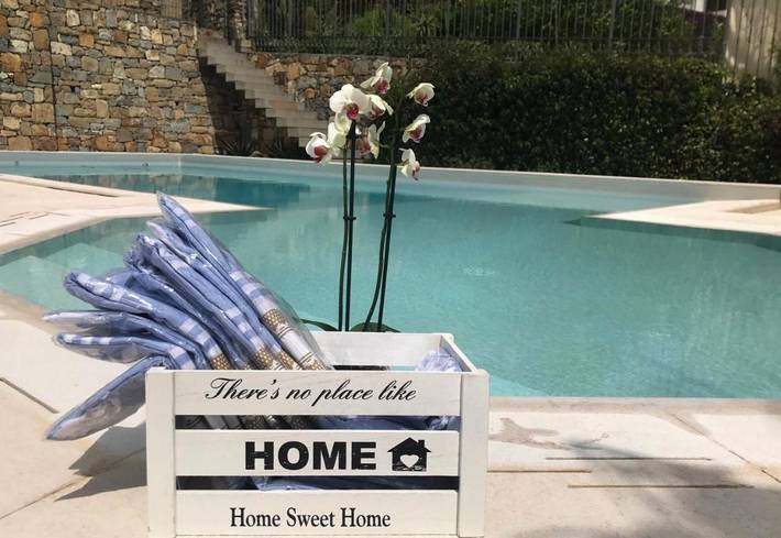 Villa pour 8 personnes, avec piscine ainsi que vue et jardin, adapté aux familles à Bordighera - 3